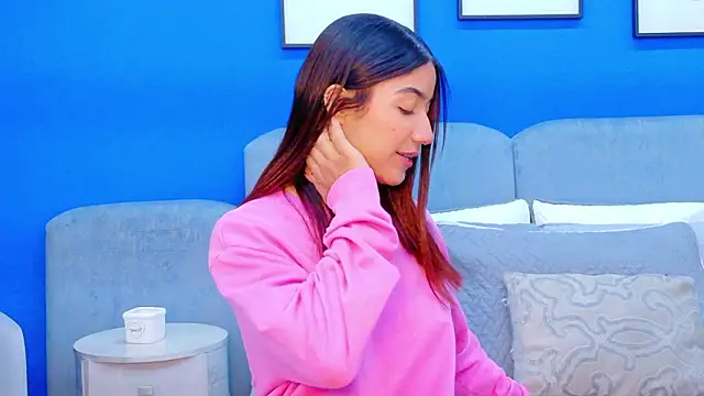 martina roldam online show from February 13, 12:28 am