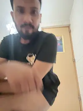 Snapshot of GildanK18 chatting on November 10, 5:56 pm GildanK18 online show from November 10, 5:56 pm