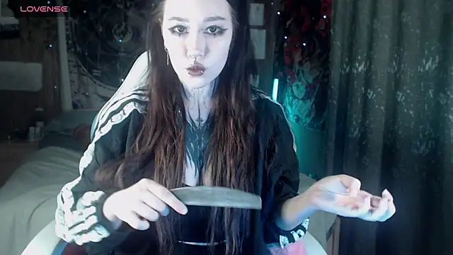 chloe crystall killer online show from May 8, 5:35 am
