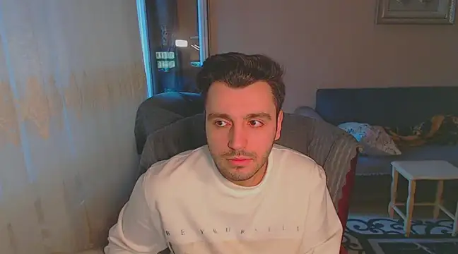 handsomeee04 online show from February 5, 2:59 pm