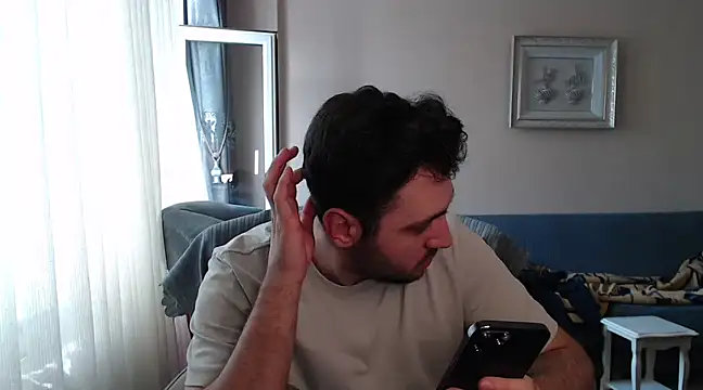 handsomeee04 online show from March 16, 2:55 pm