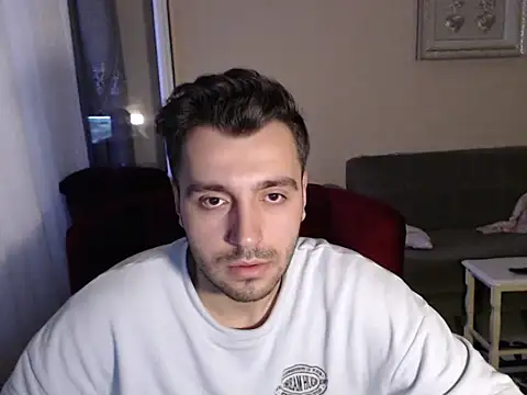 handsomeee04 online show from September 24, 4:10 pm