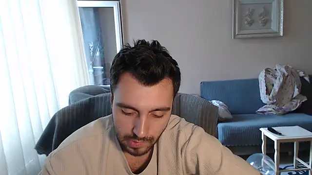 handsomeee04 online show from October 6, 2:58 pm