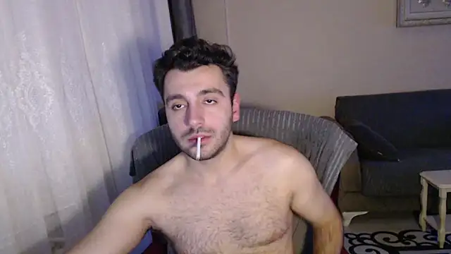 handsomeee04 online show from December 5, 12:08 am