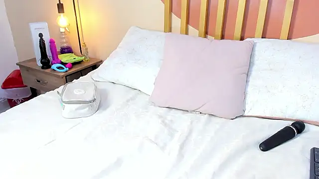 Nicole Angels  online show from January 16, 7:51 pm