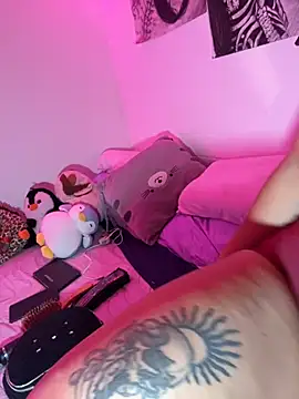 lauuraww online show from September 26, 8:07 am