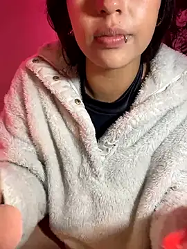 lauuraww online show from October 14, 6:03 am