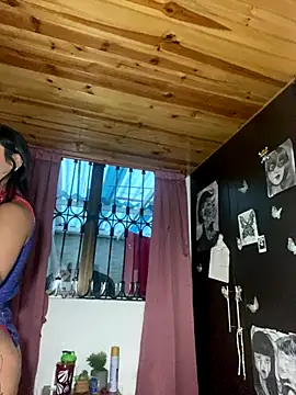 lauuraww online show from November 15, 11:29 am