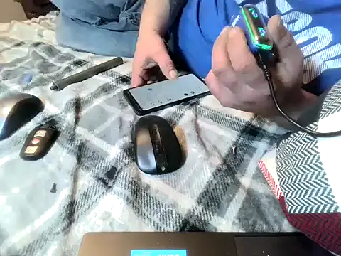 party51502 online show from January 27, 3:07 pm