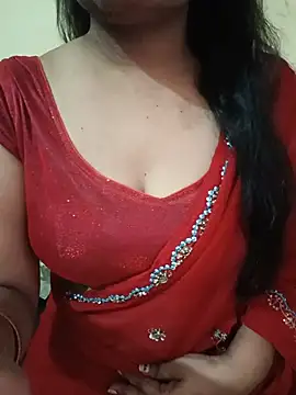 Snapshot of Soniya_444 chatting on August 3, 12:32 pm Soniya 444 online show from August 3, 12:32 pm