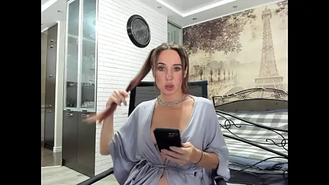 One of the girls online show from September 27, 5:29 pm