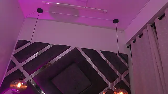 Snapshot of sam_lewins chatting on September 25, 7:17 pm sam lewins online show from September 25, 7:17 pm