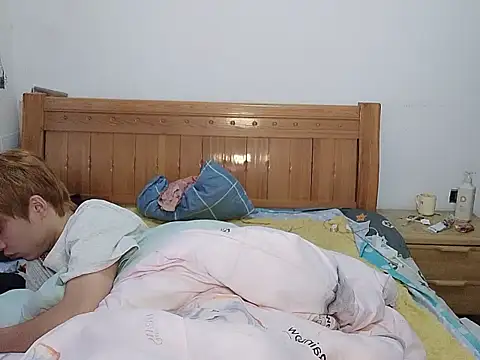 Snapshot of DOUMI98 chatting on December 15, 1:21 am DOUMI98 online show from December 15, 1:21 am