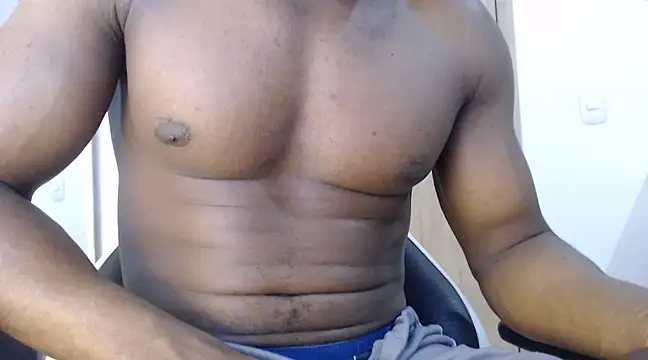 thomsom23 online show from February 3, 1:51 pm