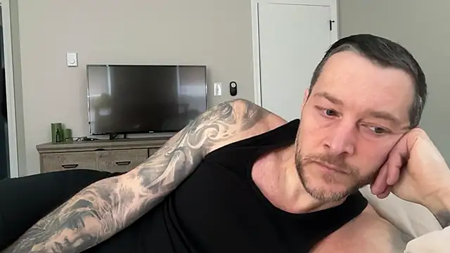 Snapshot of moon-boy chatting on December 30, 3:35 pm moon-boy online show from December 30, 3:35 pm