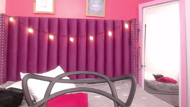 MommyHelpsmee online show from February 26, 9:42 am