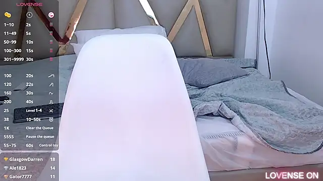 MommyHelpsmee online show from March 14, 7:12 pm