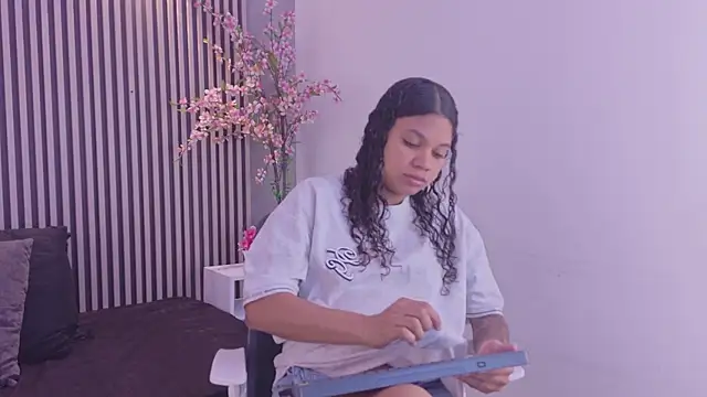GysellHanson online show from July 14, 11:38 am