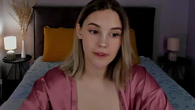 Snapshot of AngelicaKleee chatting on January 16, 8:22 am AngelicaKleee online show from January 16, 8:22 am