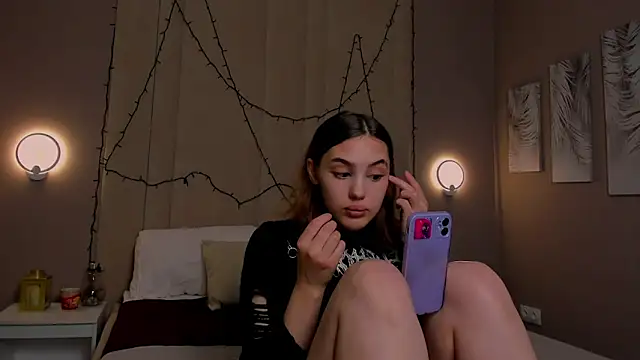 Snapshot of AngelicaKleee chatting on September 16, 1:39 am AngelicaKleee online show from September 16, 1:39 am