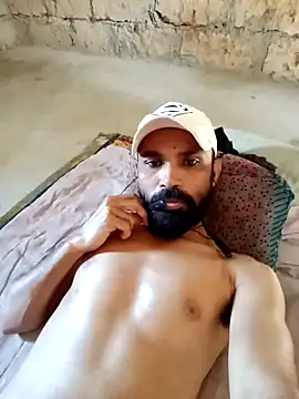 Snapshot of mojmasti143 chatting on February 1, 8:50 am mojmasti143 online show from February 1, 8:50 am