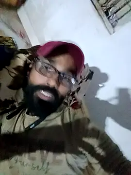 Snapshot of mojmasti143 chatting on October 11, 2:48 pm mojmasti143 online show from October 11, 2:48 pm