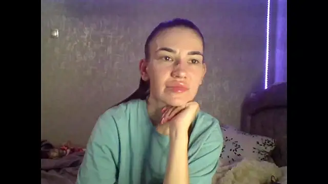 Snapshot of Diamond_Danaa chatting on February 2, 10:08 pm Diamond Danaa online show from February 2, 10:08 pm