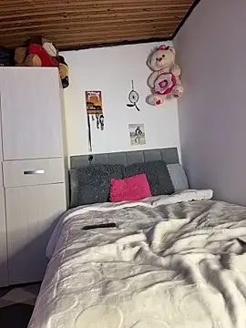 Charlotemonroe online show from November 18, 2:50 am