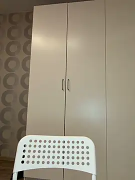 Snapshot of Cuteroxyfoxy chatting on November 16, 2:44 pm Cuteroxyfoxy online show from November 16, 2:44 pm