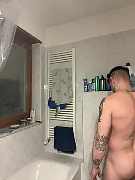 Snapshot of D3V0Z chatting on January 24, 11:12 pm D3V0Z online show from January 24, 11:12 pm