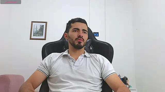 Massimoo 07 online show from October 31, 7:48 pm