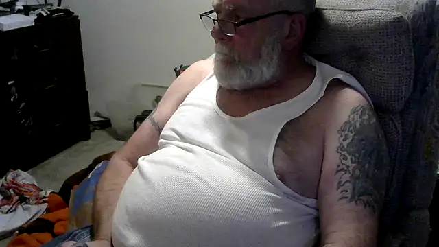 viejo oso online show from February 14, 7:16 am