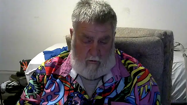 viejo oso online show from March 20, 3:44 am