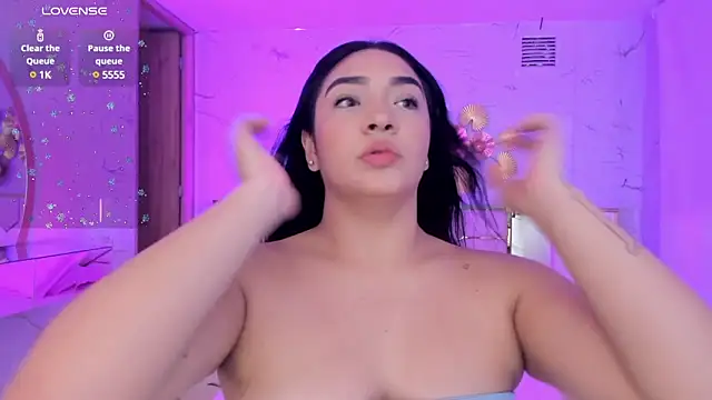Snapshot of stefany_duque1_ chatting on March 8, 2:55 am stefany duque1 online show from March 8, 2:55 am