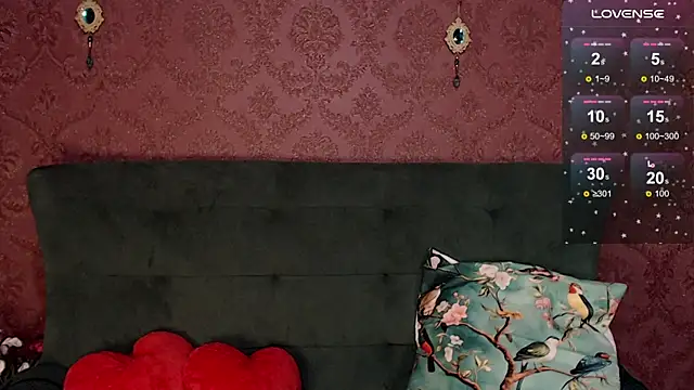 Snapshot of Poison_Eva chatting on November 25, 3:17 am Poison Eva online show from November 25, 3:17 am