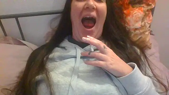 BELLAMORGANE1 online show from January 23, 5:21 pm