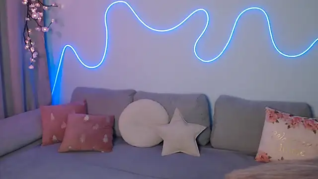 Haley Vixen online show from November 11, 9:20 am