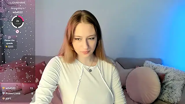Snapshot of Haley_Vixen chatting on May 16, 8:11 am Haley Vixen online show from May 16, 8:11 am