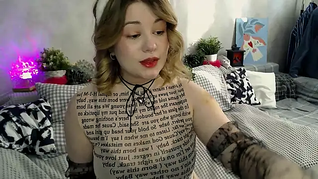 Snapshot of TessPleasure chatting on February 14, 10:28 am TessPleasure online show from February 14, 10:28 am