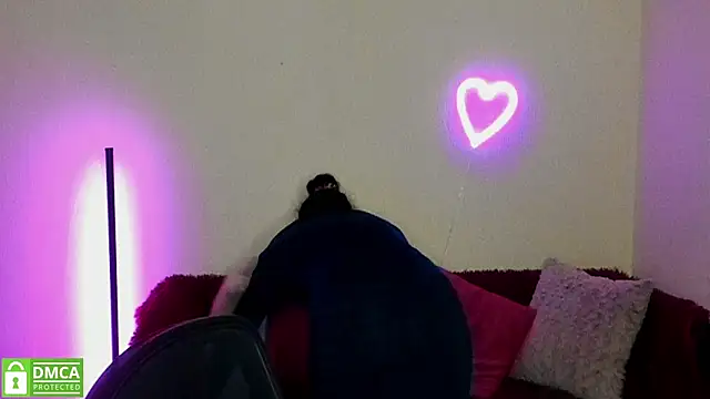 Arianasweety23 online show from February 27, 5:45 am