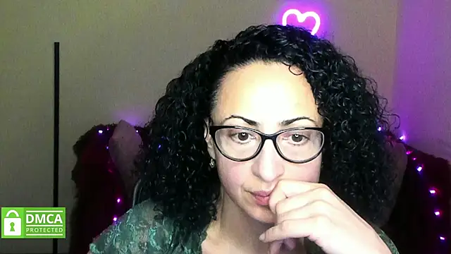 Arianasweety23 online show from December 18, 6:25 pm