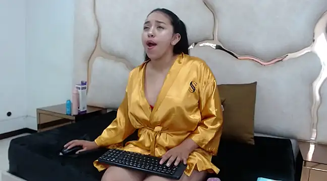 IsabellRodriguez18 online show from January 10, 3:07 am