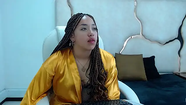 IsabellRodriguez18 online show from January 22, 7:25 am