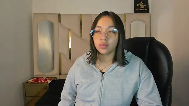 Snapshot of IsabellRodriguez18 chatting on February 14, 3:58 am IsabellRodriguez18 online show from February 14, 3:58 am