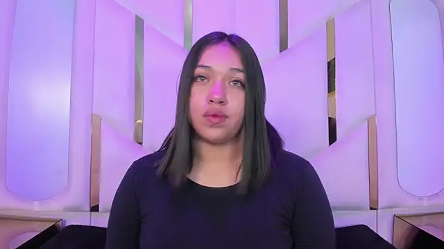 Snapshot of IsabellRodriguez18 chatting on April 11, 4:06 am IsabellRodriguez18 online show from April 11, 4:06 am