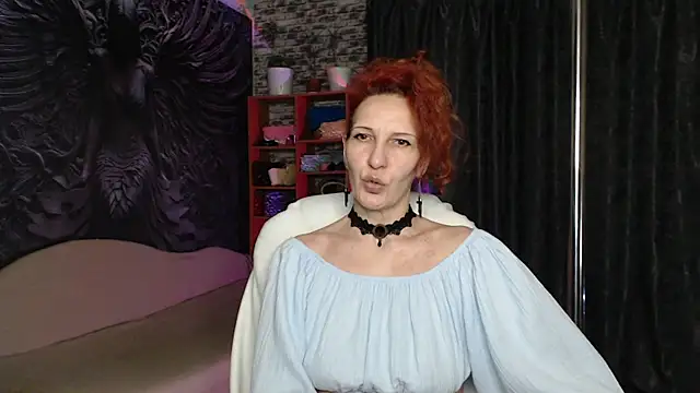 Snapshot of Colibri_ chatting on February 14, 2:30 am Colibri online show from February 14, 2:30 am