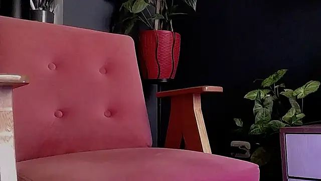 Snapshot of callme_douglas chatting on June 5, 2:01 pm callme douglas online show from June 5, 2:01 pm