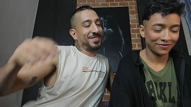 Snapshot of AntonAndSofii chatting on January 22, 9:24 am AntonAndSofii online show from January 22, 9:24 am