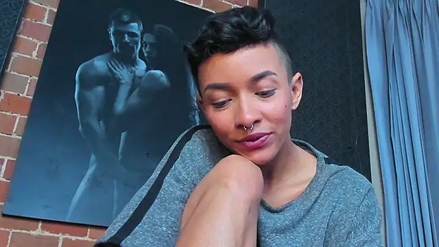 Snapshot of AntonAndSofii chatting on January 28, 6:27 am AntonAndSofii online show from January 28, 6:27 am