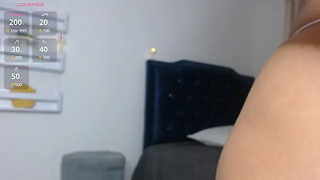 Snapshot of mari_heart chatting on January 30, 1:00 am mari heart online show from January 30, 1:00 am